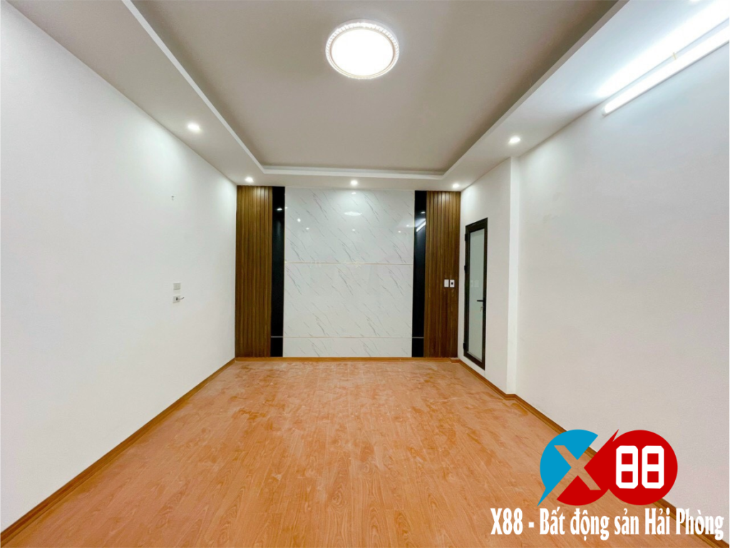 Bán nhà Nguyễn Công Trứ