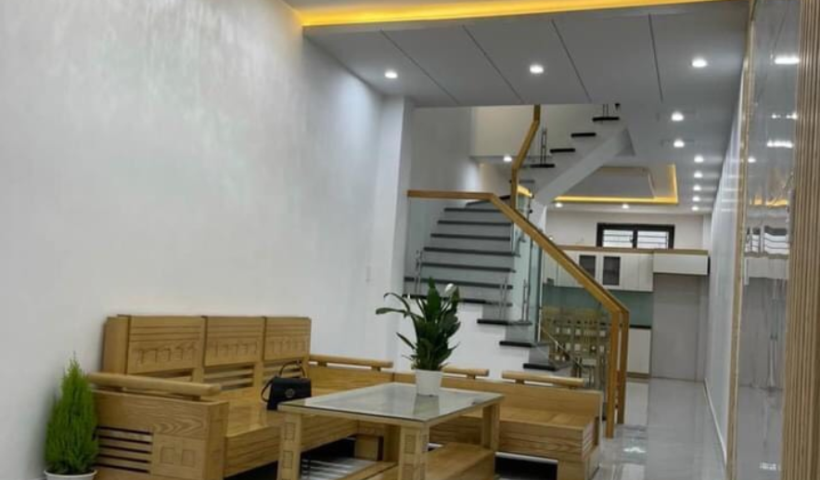 Bán nhà Miếu Hai Xã