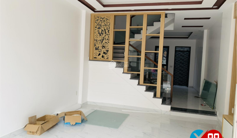 Bán nhà đường Hồ Đá