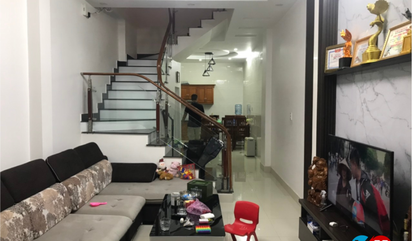 Bán nhà Trực Cát