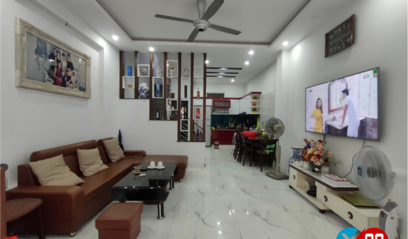 Bán nhà Miếu Hai Xã
