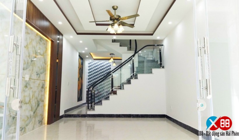 Bán nhà trong ngõ Lũng Đông